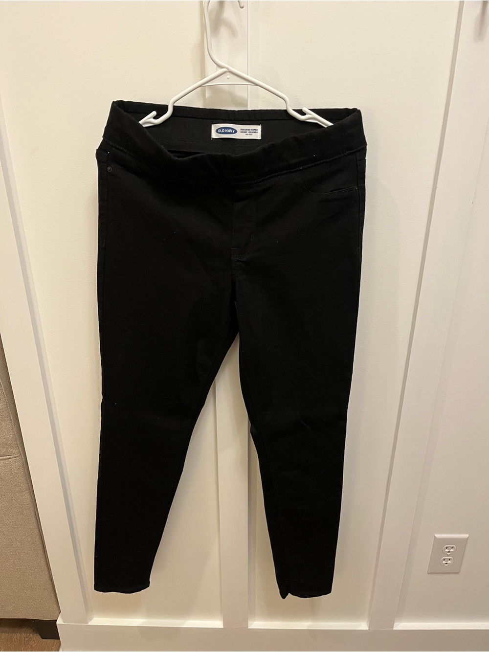 Old Navy Women's Black Skinny Pull-On Jeans